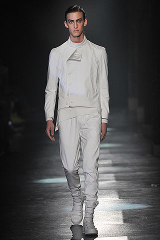 Ann Demeulemeester / - 2011